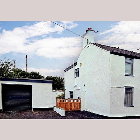 40 Church Street Aberffraw Bagian luar foto